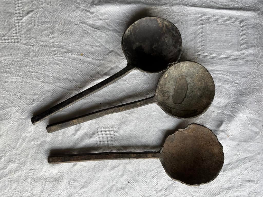 Bodemvondst tinnen lepels, Antiek en Kunst, Antiek | Tin, Ophalen of Verzenden