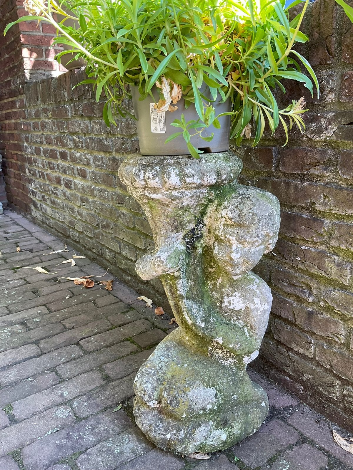 Betonnen tuinbeeld, mooi verweerd, Ophalen, Gebruikt, Beton