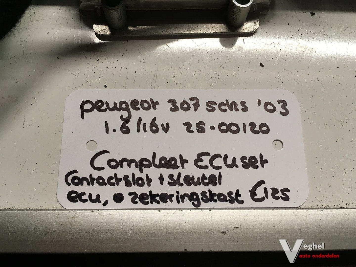 Peugeot 307 1.6 16v 5drs 2003 2500120 ECU set