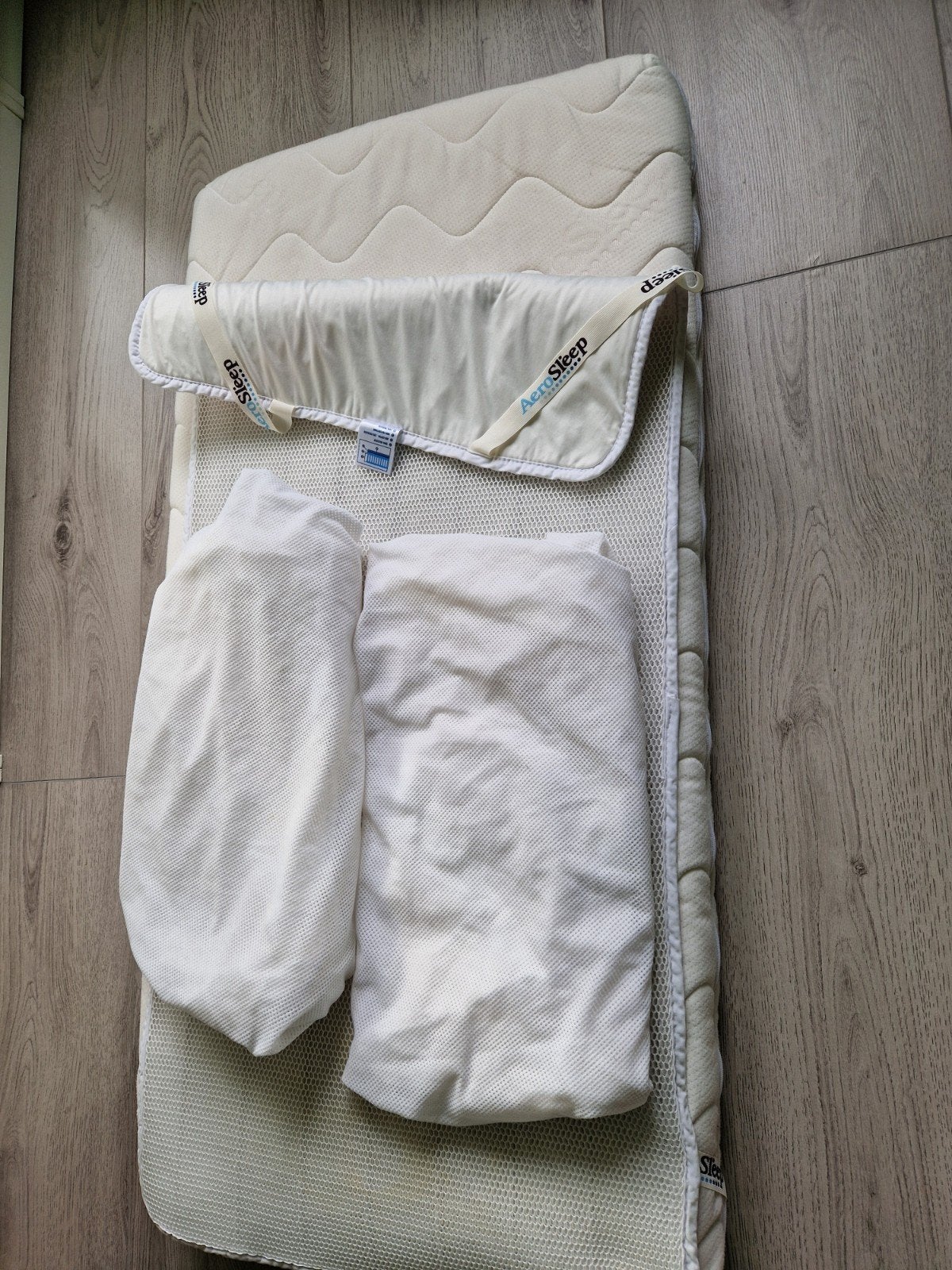 AeroSleep matras met topper met 2 hoeslakens, Ophalen, Gebruikt, Matras, Overige maten