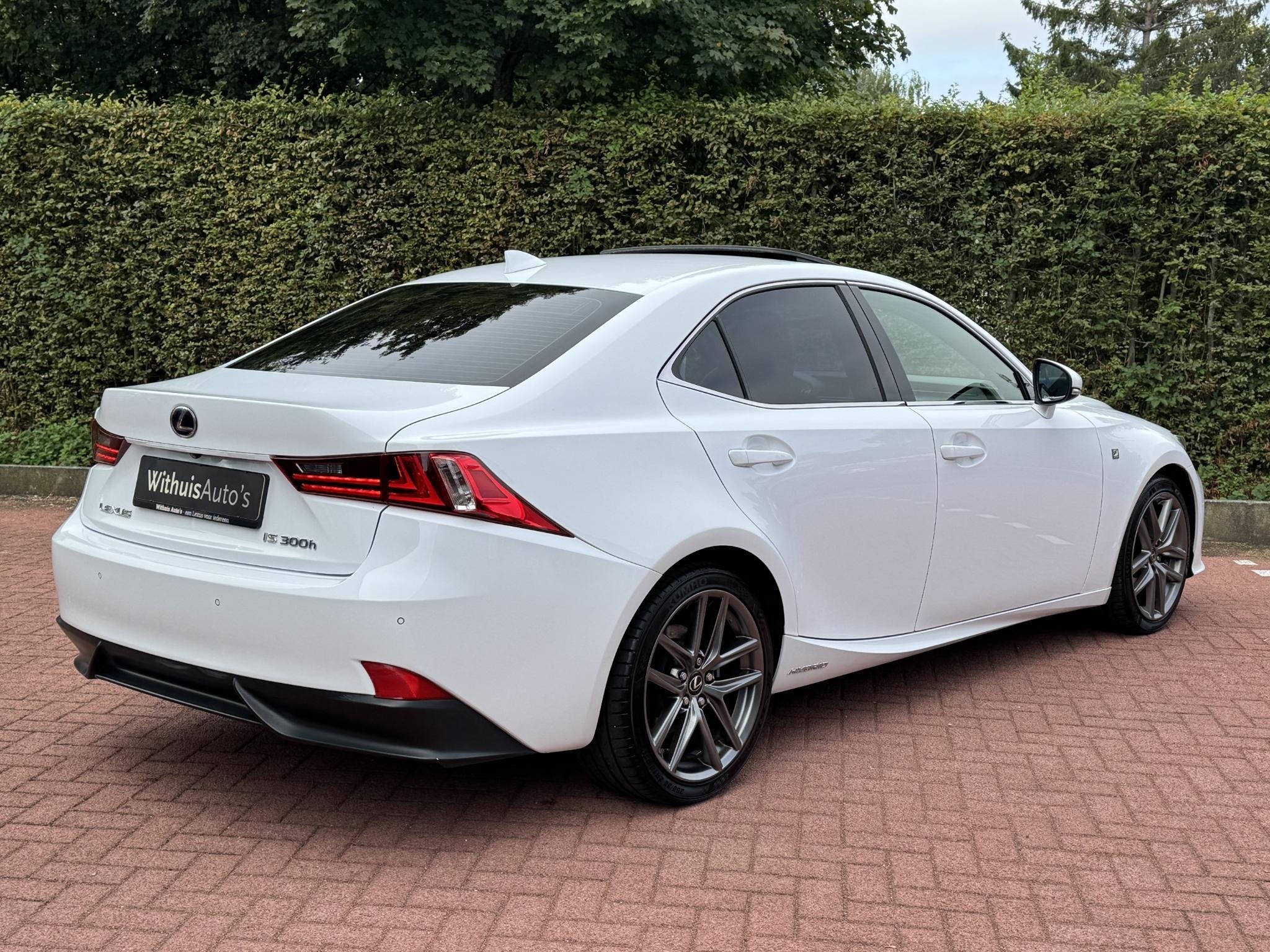 Lexus IS 300h F Sport Edition Dakraam Stoelverwarming, Auto's, Euro 5, Gebruikt, 223 pk, Automatische klimaatregeling