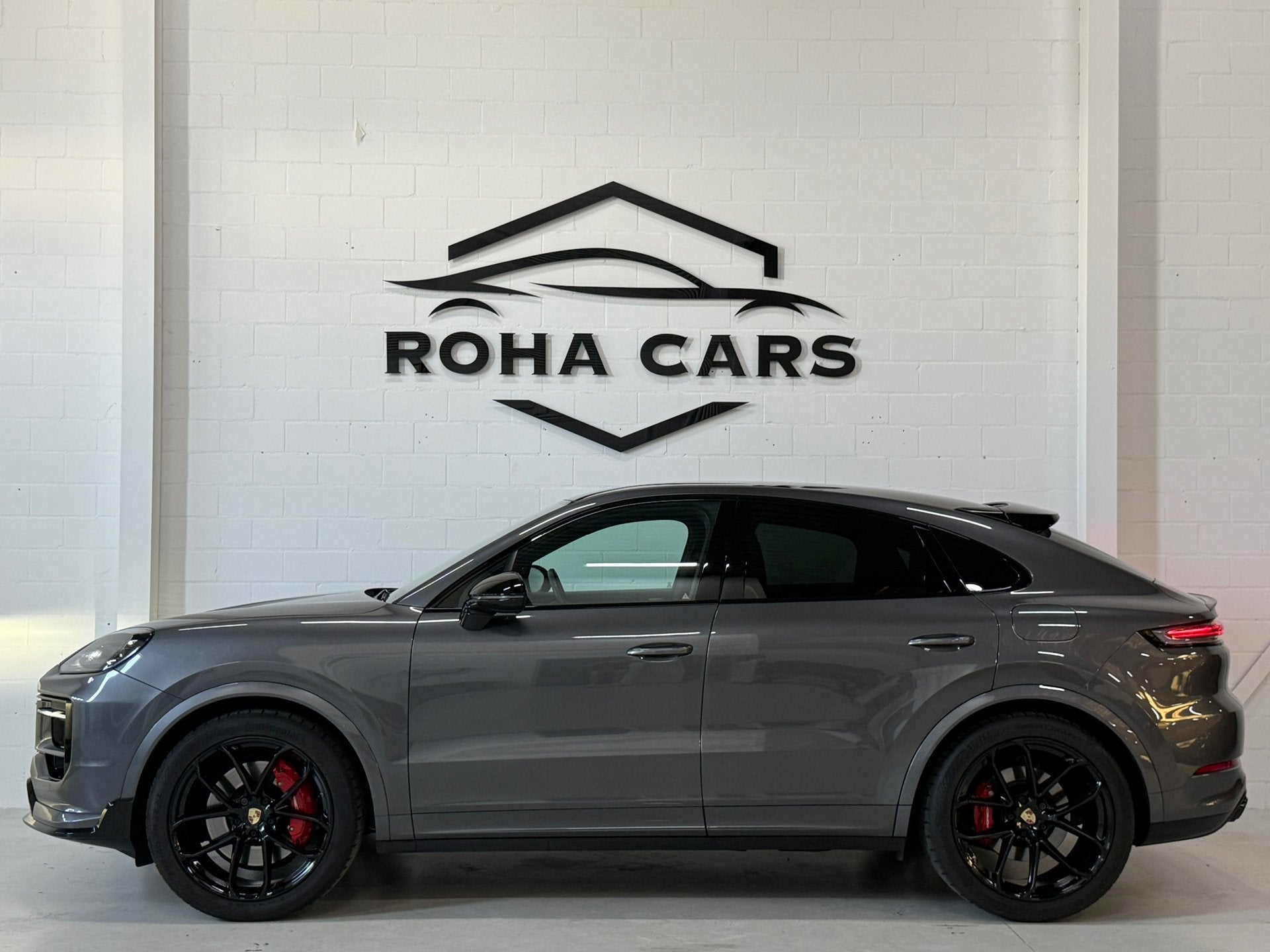 Porsche Cayenne Coupé 3.0 E-Hybrid*Luchtvering*Sportchrono*, Auto's, Automaat, Gebruikt, 4 stoelen, Bedrijf
