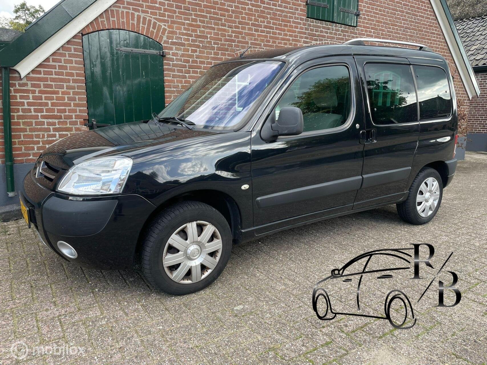 Citroen Berlingo combi 1.6i 16V X-TR AIRCO EXPORTKOOPJE!, Stof, Gebruikt, Zwart, Origineel Nederlands