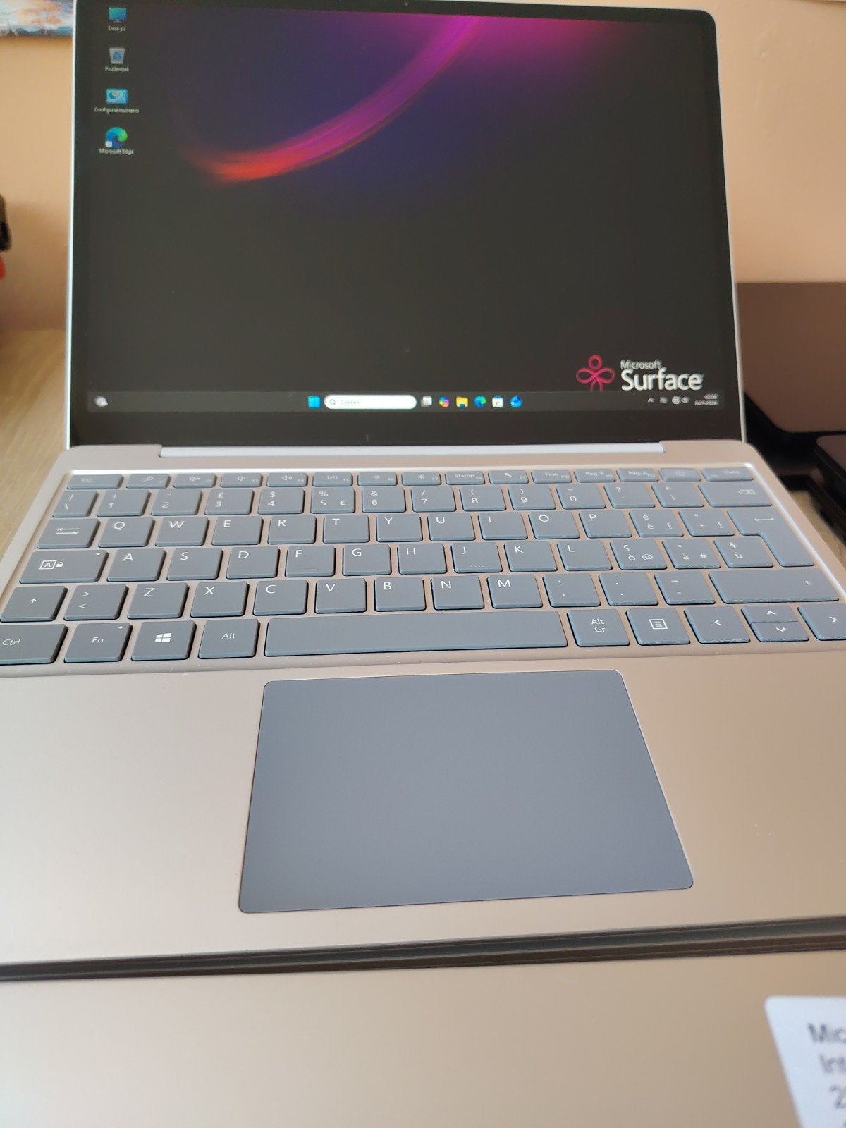 Microsoft Surface Laptop Go, 16GB RAM, 250GB SSD, i5-1035G1, Intel Core i5-1035G1, 2 tot 3 Ghz, Qwerty, Ophalen of Verzenden