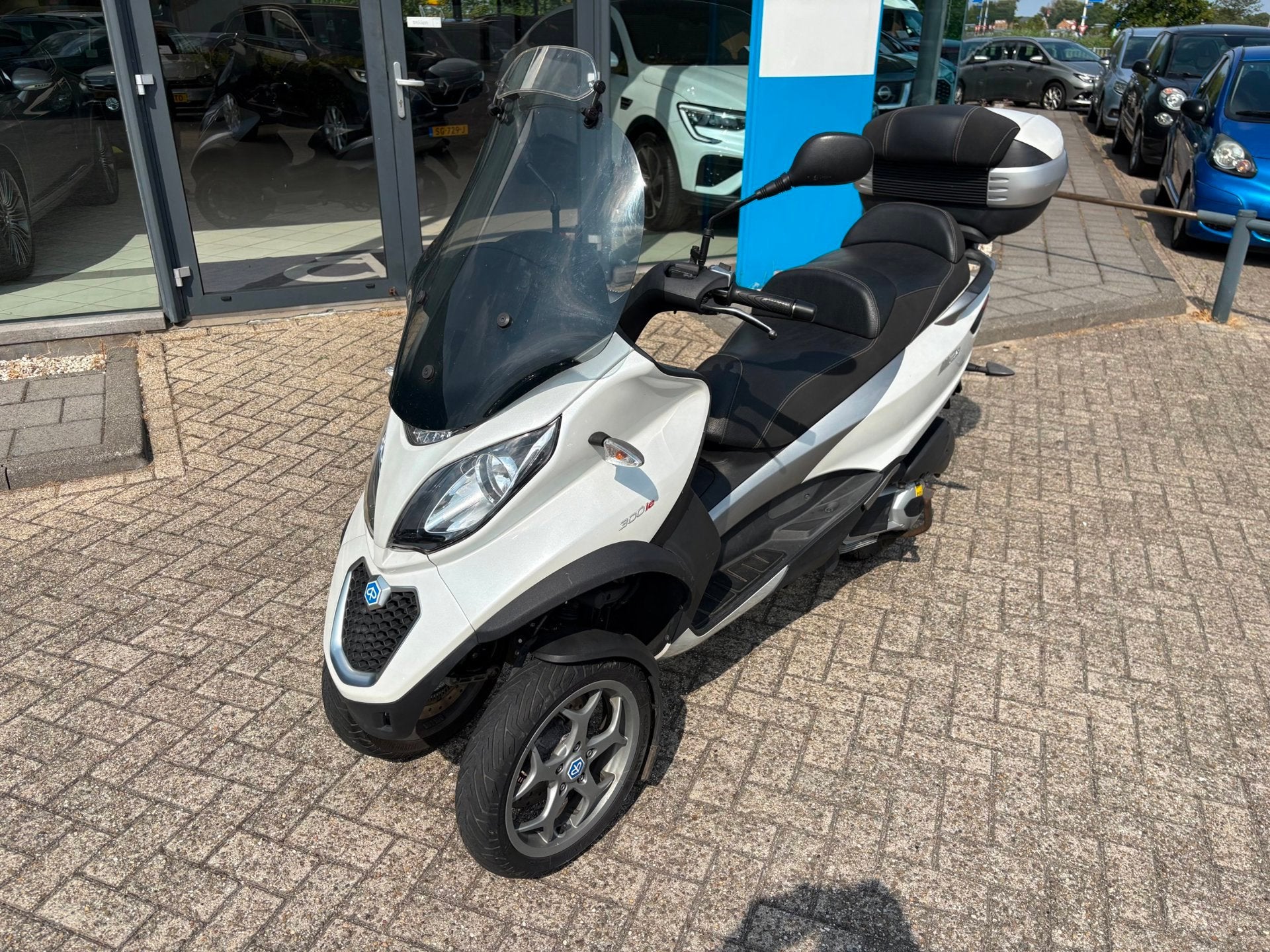 Piaggio Scooter 300 LT MP3 Yourban, Motoren, Motoren | Piaggio, Scooter, Bedrijf, 278 cc, 12 t/m 35 kW