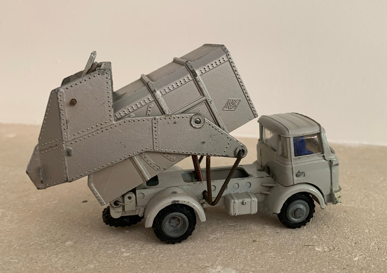 Zeldzame Vintage France Jouet (FJ) Berliet GAK Vuilniswagen, Ophalen of Verzenden, Zo goed als nieuw, Overige merken