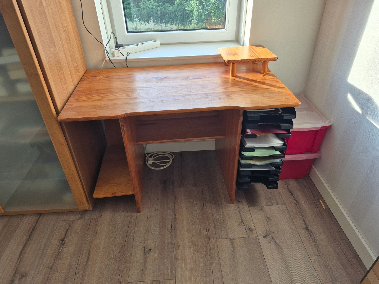 Bureau grenen, Ophalen of Verzenden, Gebruikt