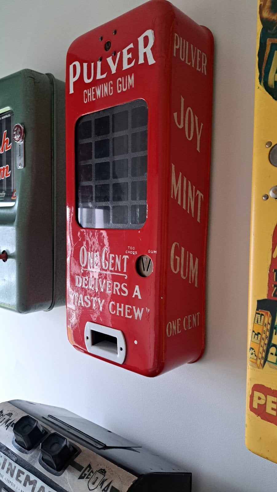 Pulver chewing gum. Jaren 30 emaille wandautomaat., Verzamelen, Ophalen of Verzenden, Gebruikt