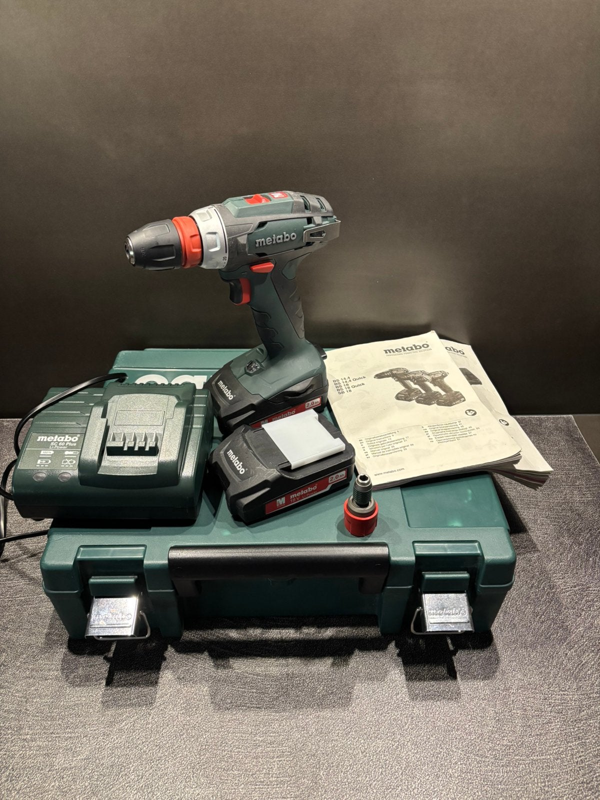 Z.G.A.N.METABO ACCUBOORMACH.BS18QUICK/2 goede accu’s/lader, Ophalen of Verzenden, Zo goed als nieuw