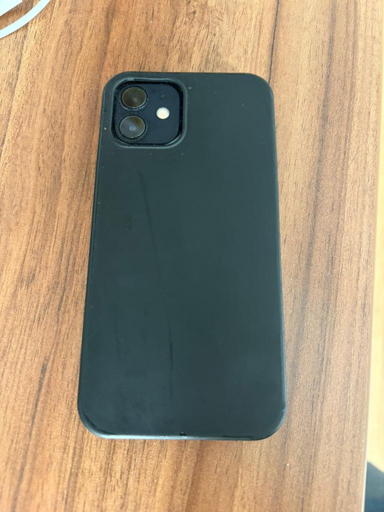 Nette iPhone 12, 64 GB, Telecommunicatie, Mobiele telefoons | Apple iPhone, Zwart, Ophalen of Verzenden, Zo goed als nieuw, 85 %
