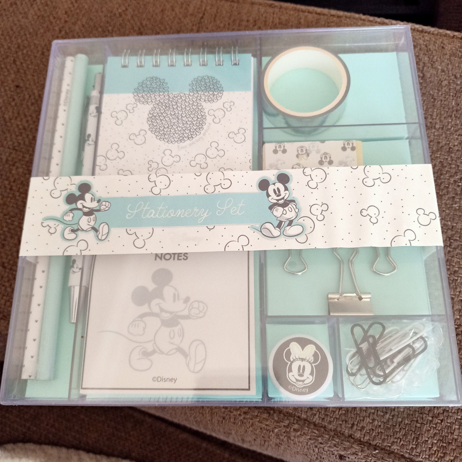 Disney mickey mouse stationary set. Primark., Verzamelen, Ophalen of Verzenden, Mickey Mouse, Nieuw, Papier, Kaart of Schrift