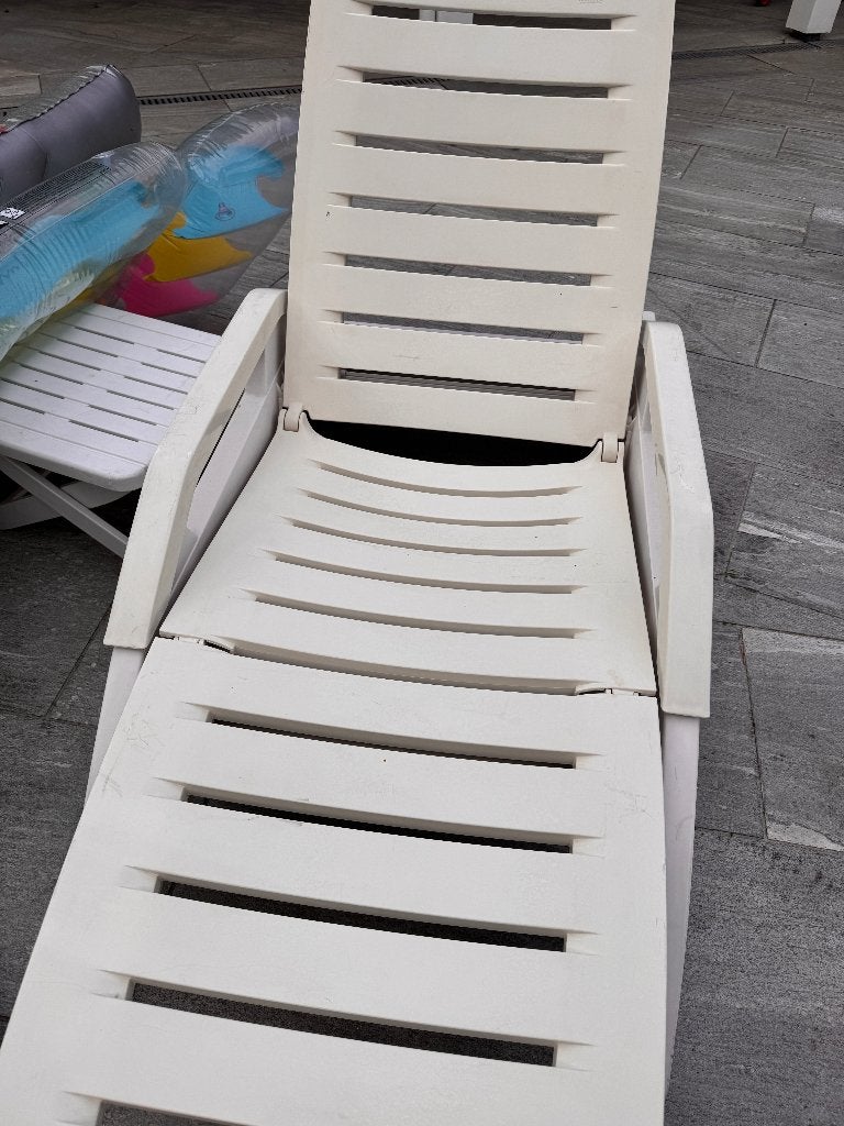 2x Hartman Club Cleopatra ligbed met wielen – verstelbaar, Ophalen, Gebruikt, Kunststof, Verstelbaar