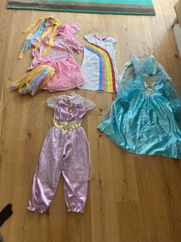 Verkleedkleren set - K3, Prinses, Elsa, Regenboog, Kinderen en Baby's, Carnavalskleding en Verkleedspullen, Ophalen of Verzenden