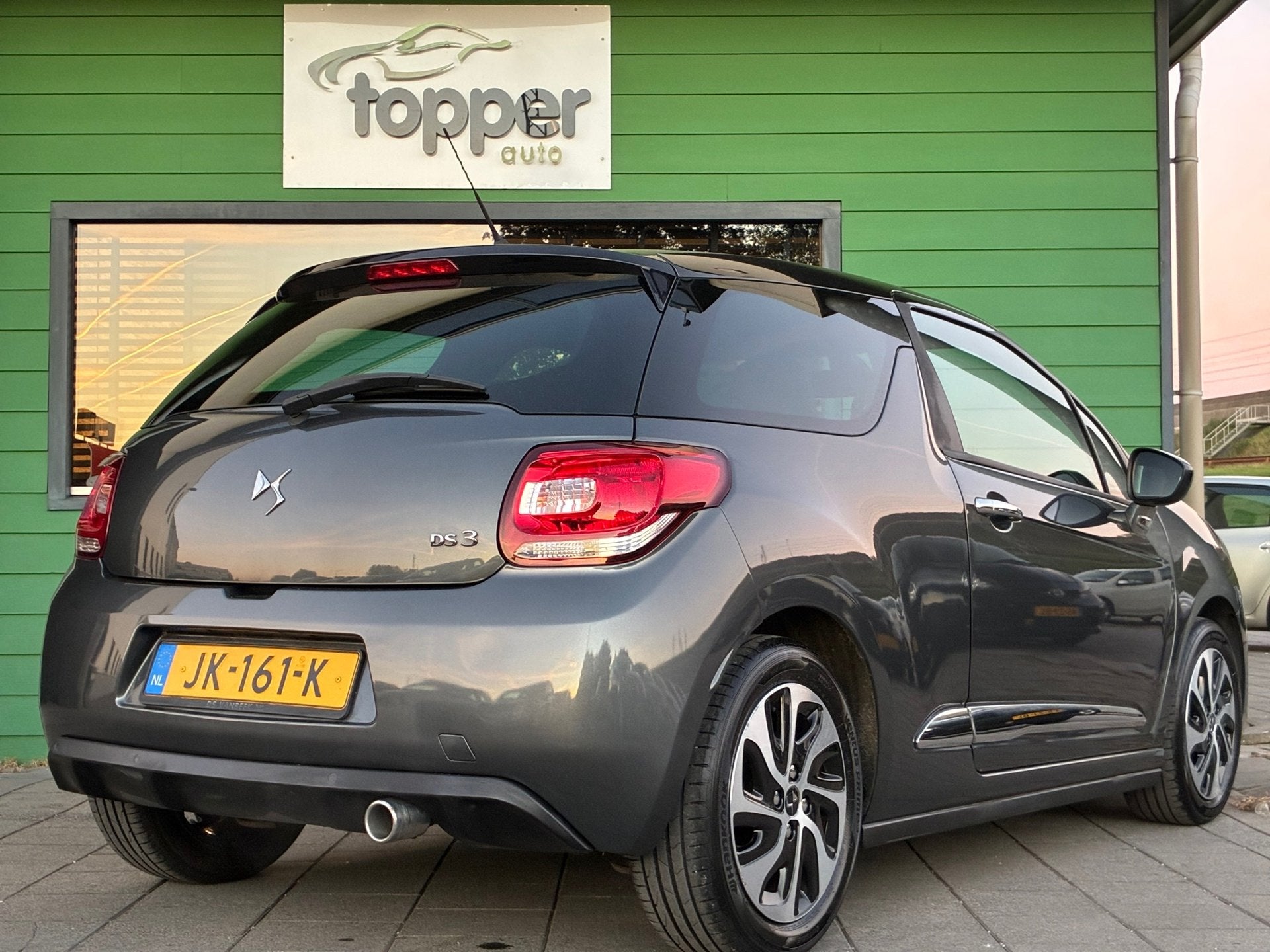 DS 3 1.2 PureTech Business|1e Eigenaar|Navigatie|CruiseContr, Auto's, Voorwielaandrijving, Gebruikt, 1199 cc, 82 pk