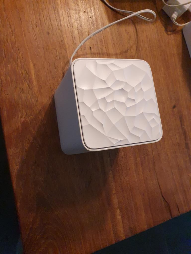 Tenda AC1200 Mesh WiFi versterkers, Ophalen of Verzenden, Gebruikt, Router, Tenda