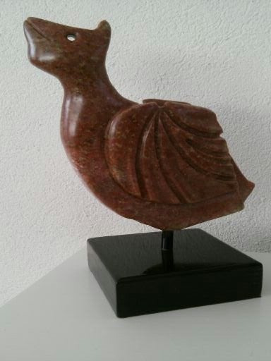 HANDWERK ALS KUNST --  BEELDEN uit STEEN, Ophalen