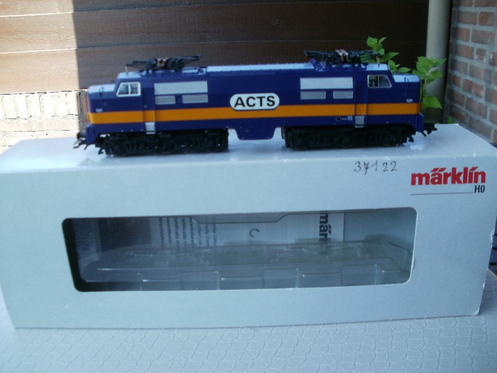 Marklin Ho 37122 Dig+MFX+sound uit NS 1200 serie ACTS 1251., Wisselstroom, Locomotief, Ophalen of Verzenden, Märklin