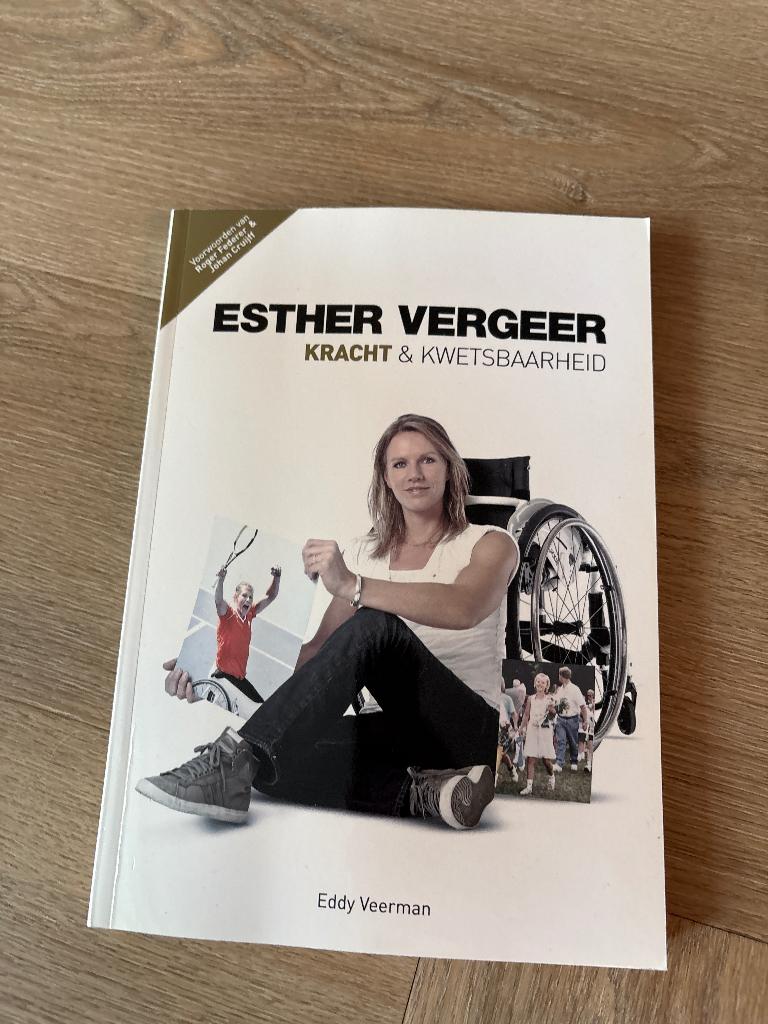 Ester Vergeer Kracht en Kwetsbaarheid gesigneerd, Boeken, Ophalen of Verzenden, Zo goed als nieuw, Balsport