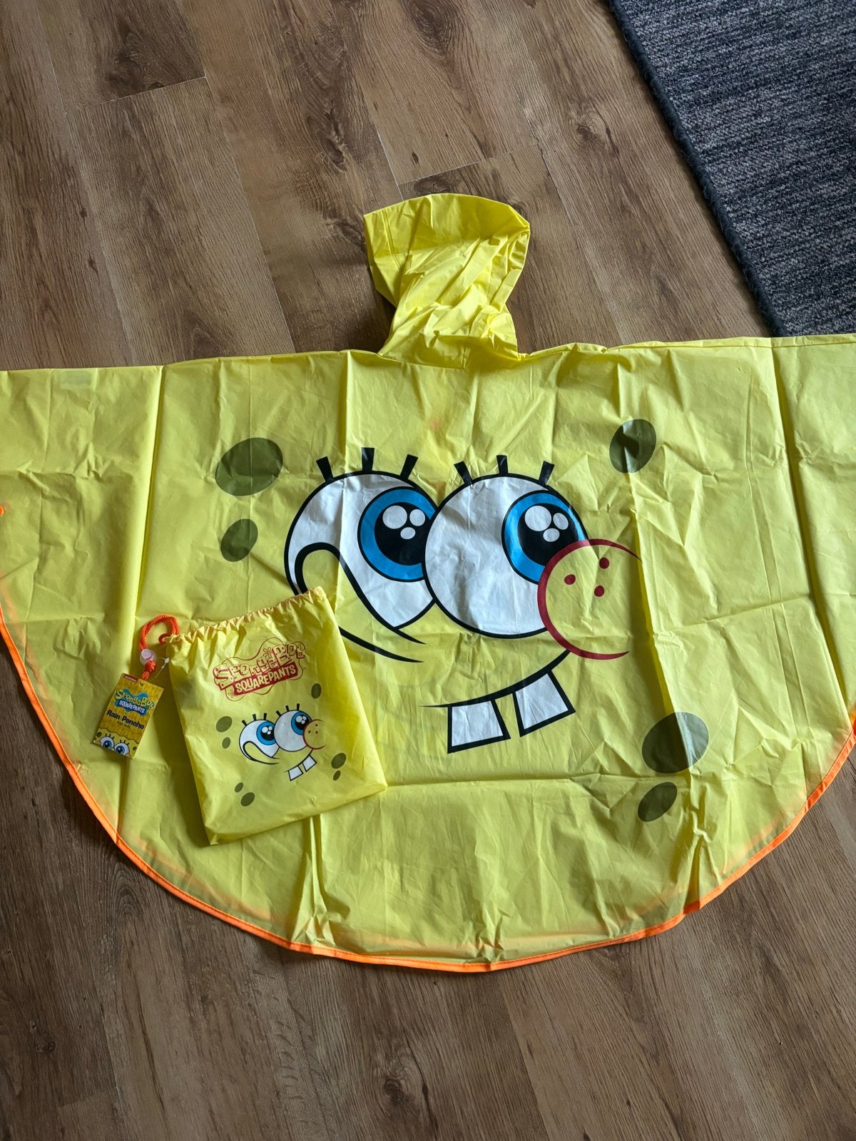 Spongebob Squarepants Regenponcho voor Kinderen, Ophalen of Verzenden, Zo goed als nieuw, Jongen of Meisje