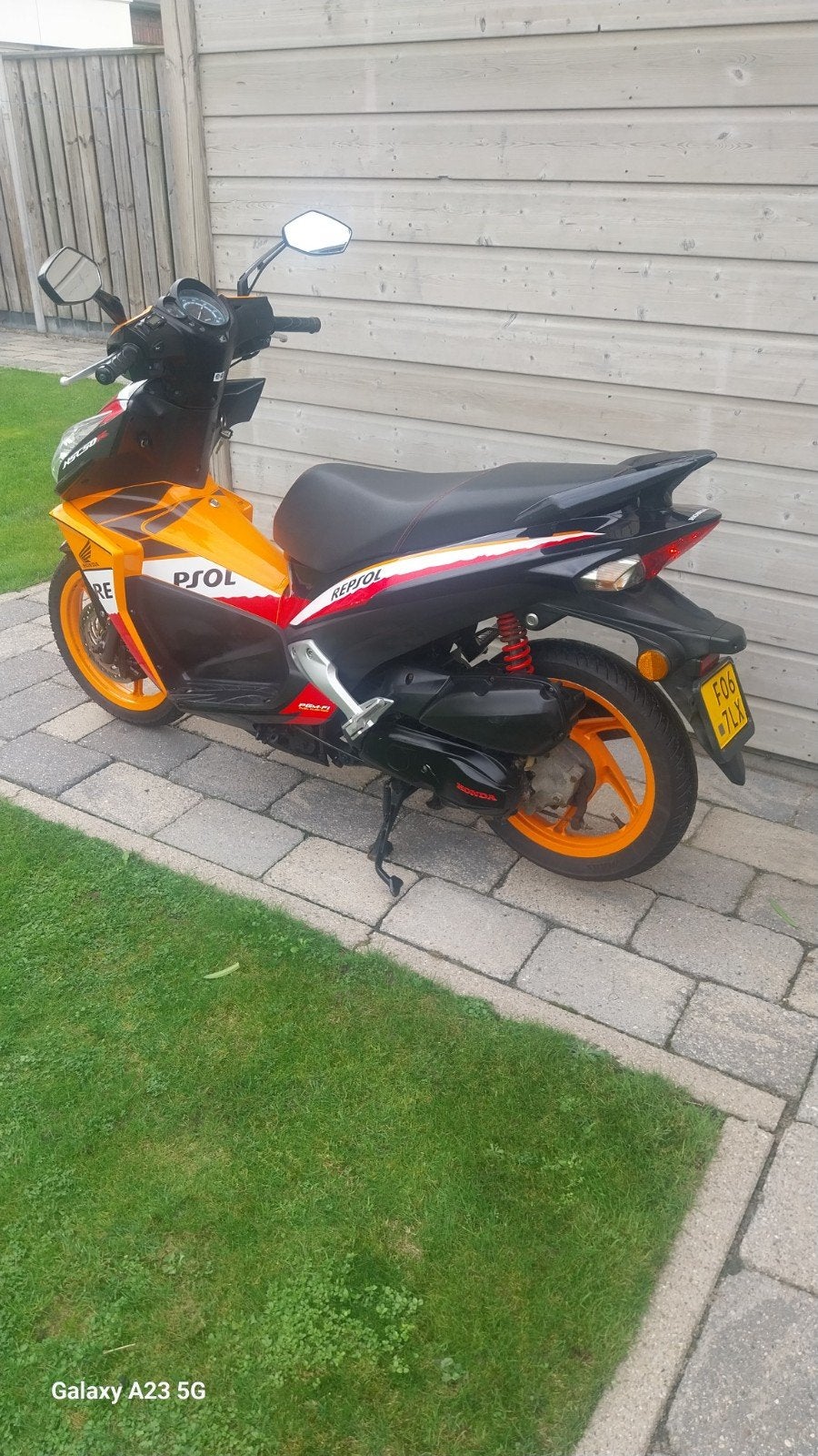 Honda scooter repsol, Ophalen, Gebruikt, Benzine