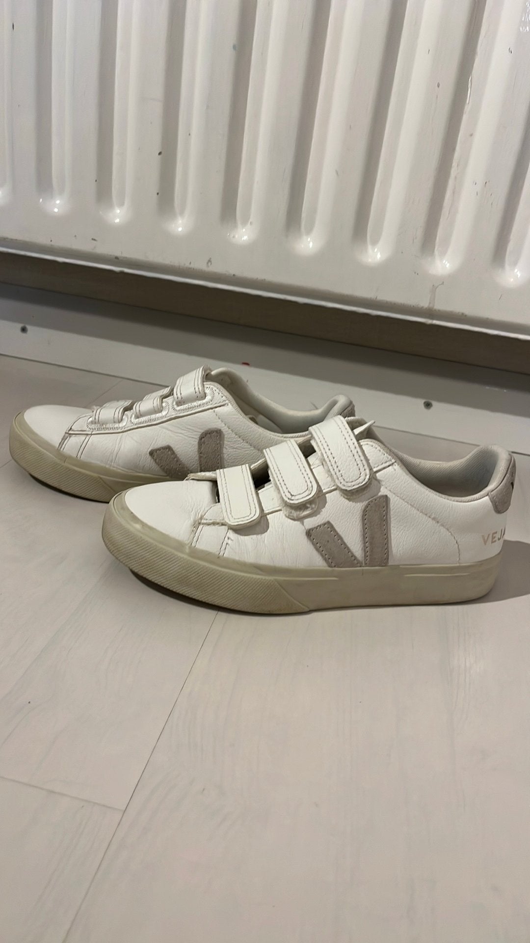 veja schoenen, Pumps, Wit, Ophalen of Verzenden, Gedragen