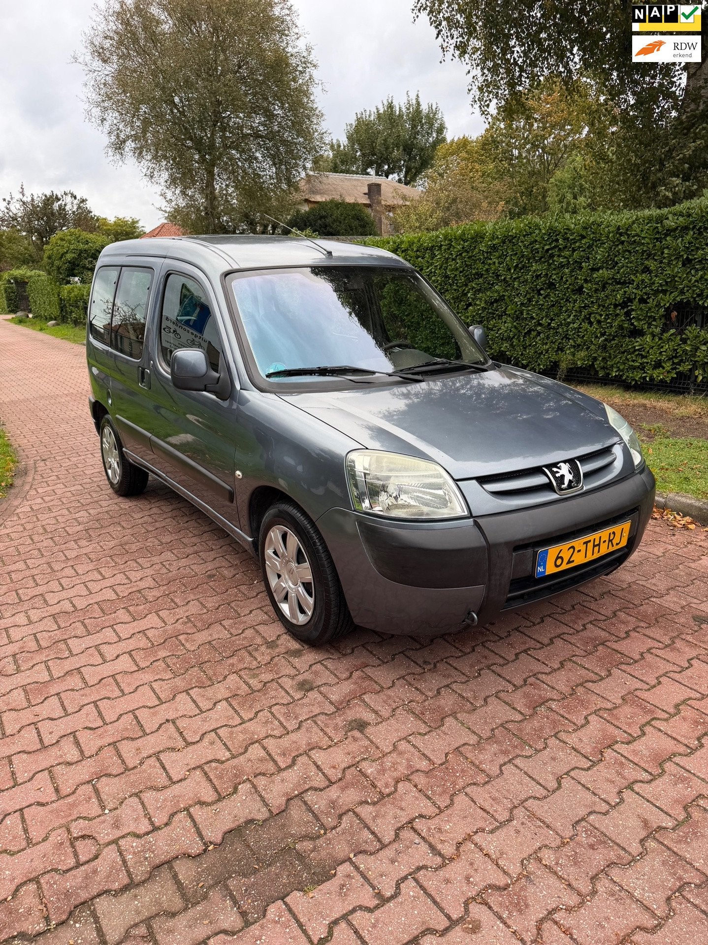 Peugeot Partner MPV 1.6-16V XT NAP NWE APK AIRCO!, Gebruikt, Origineel Nederlands, Bedrijf, Handgeschakeld