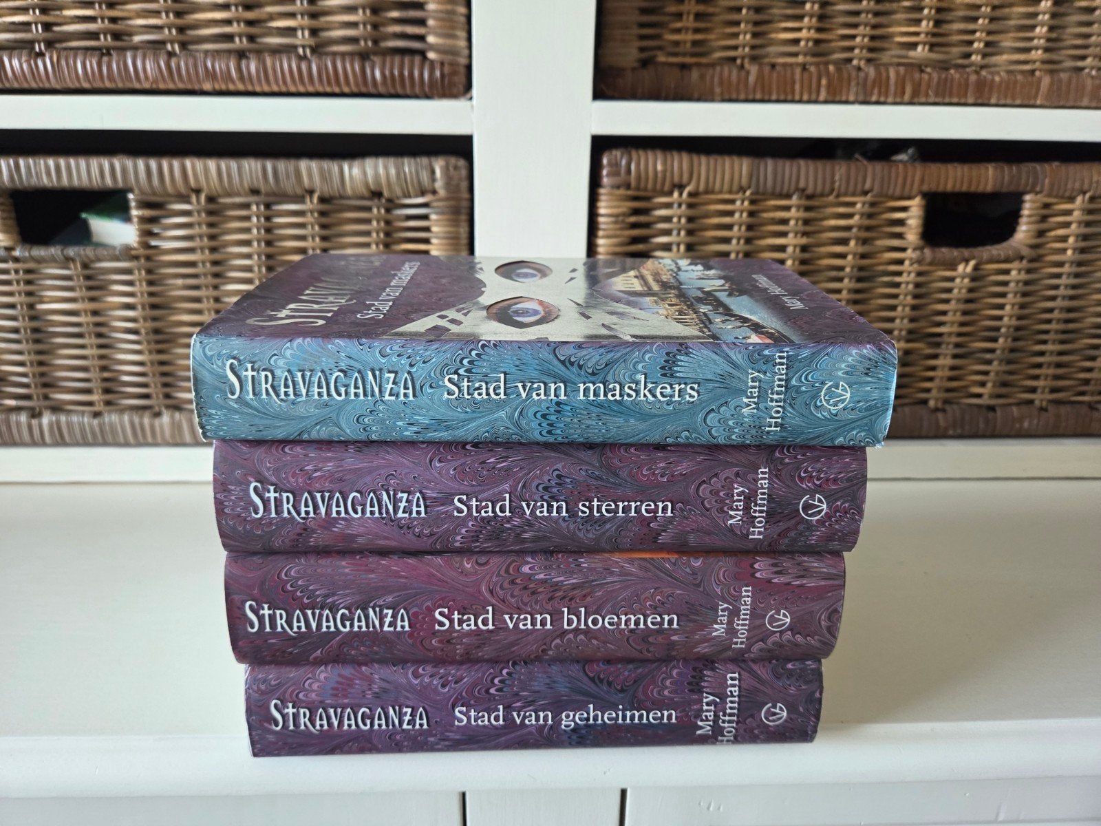 Mary Hoffman - Stravaganza, Boeken, Ophalen of Verzenden, Gelezen