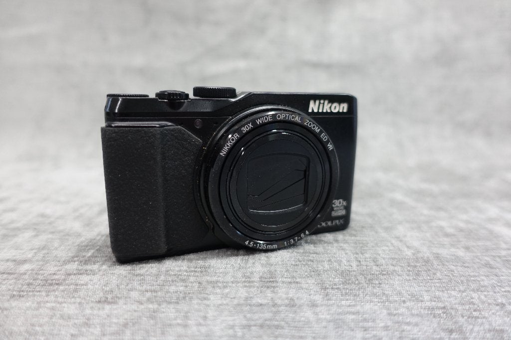 NIKON S9900 Digital Camera / Fototoestel DEFECT, Ophalen of Verzenden, Niet werkend, Nikon, Geen optische zoom