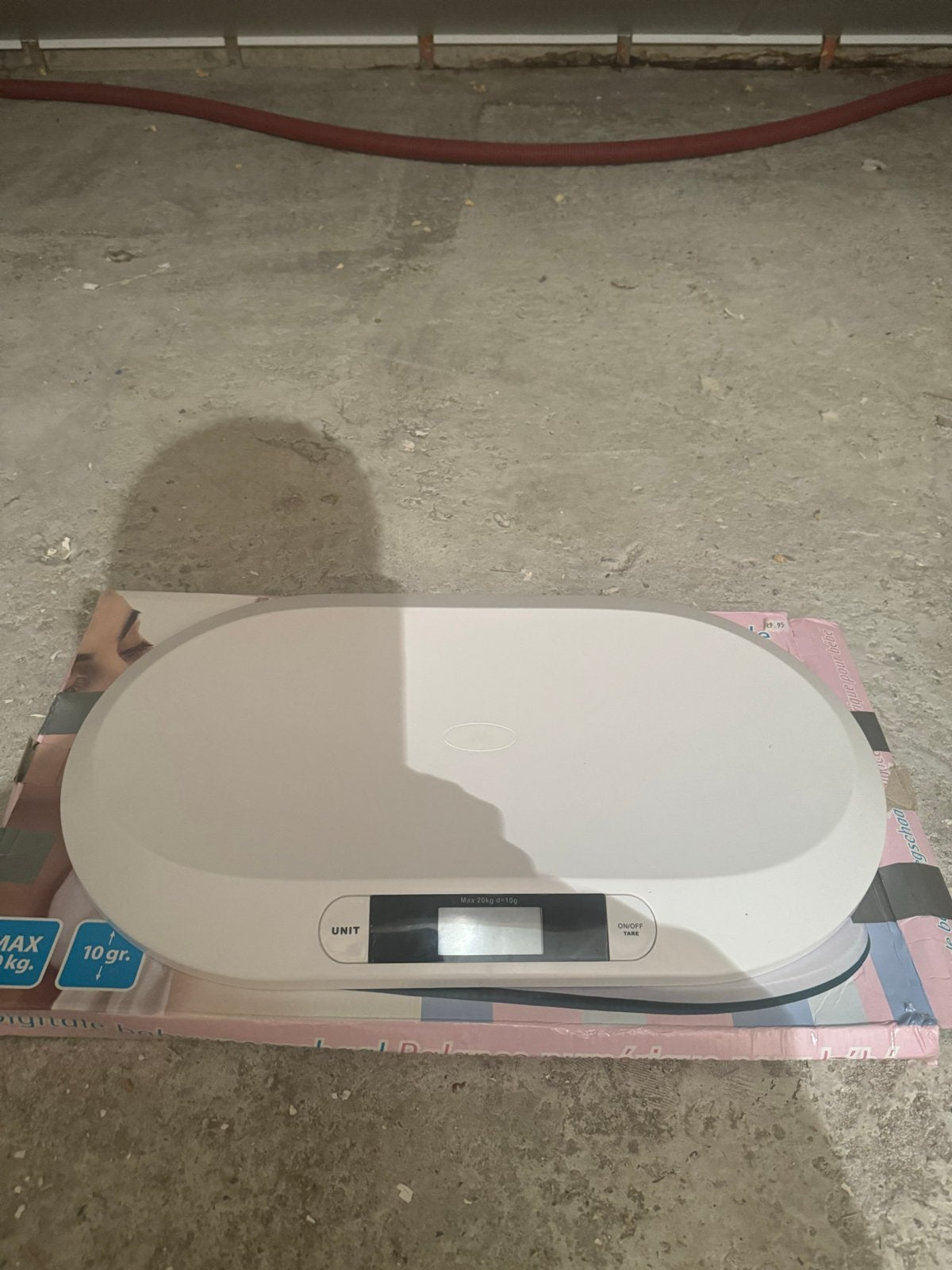 Digitale babyweegschaal - Max 20 kg, Ophalen, Zo goed als nieuw