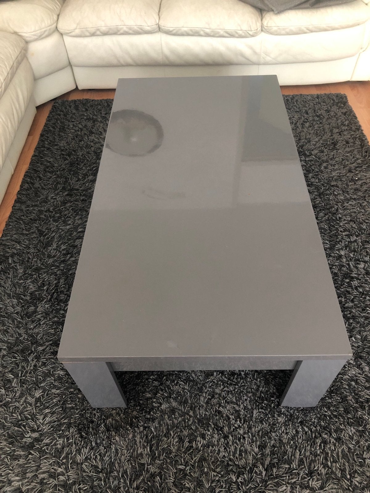 Moderne grijze salontafel, Ophalen, Overige materialen, 100 tot 150 cm, 50 tot 100 cm