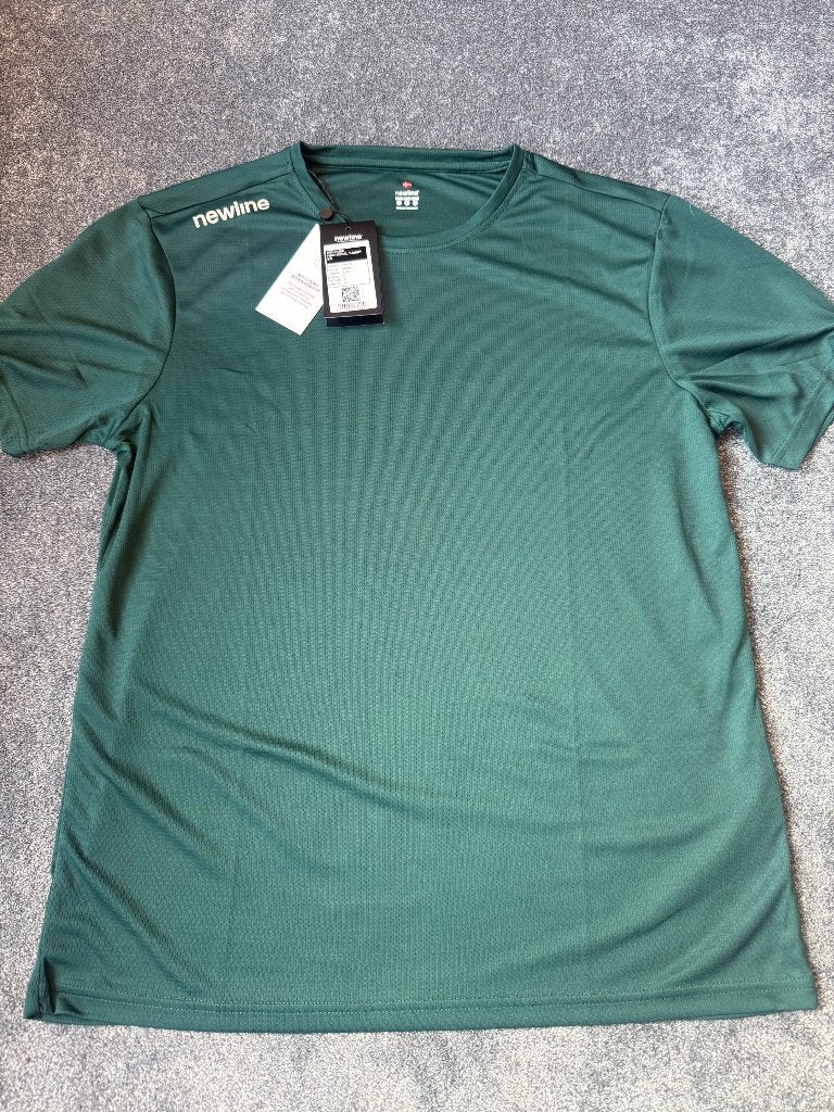 Newline Core Functional sportshirt groen maat L nieuw, Maat 52/54 (L), Nieuw, Ophalen of Verzenden, Groen
