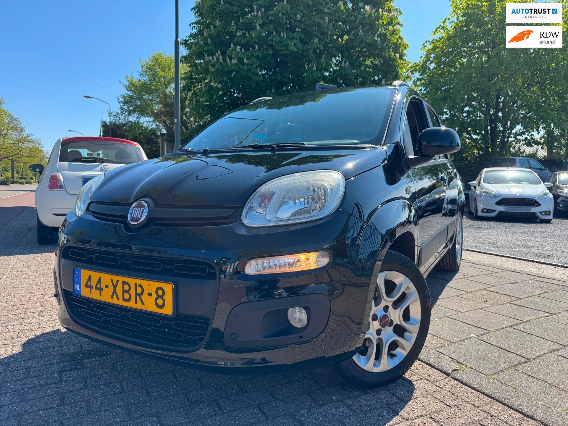 Fiat Panda 0.9 TwinAir Lounge A-C Elek Pakket Navi Lmv, Voorwielaandrijving, Euro 5, Panda, Zwart