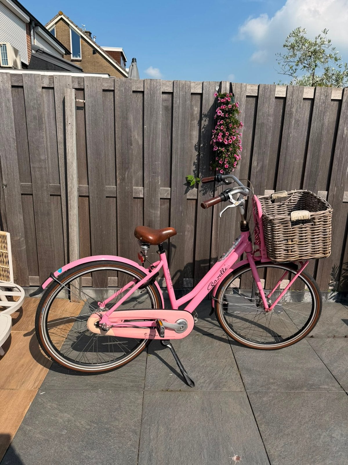 Roze Gazelle Miss Grace fiets 49 inch met mand, Fietsen en Brommers, Fietsen | Dames | Damesfietsen, Ophalen, Terugtraprem, Gebruikt