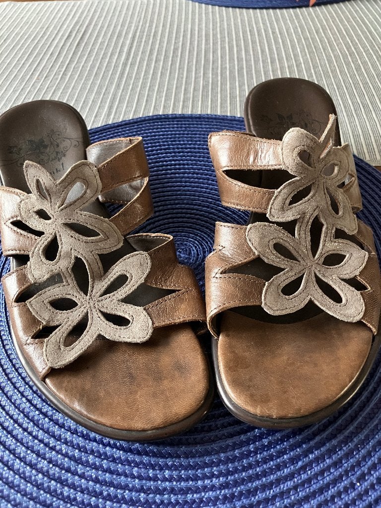 Think slippers maat 40 - 7,5, Slippers, Beige, Think!, Ophalen of Verzenden