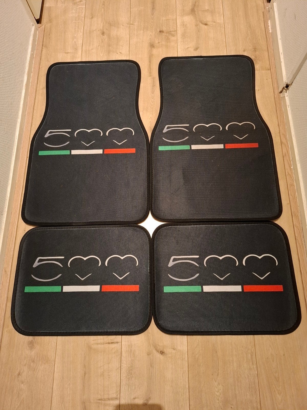 Vloermatten Fiat 500 - Set van 4 met Italiaanse vlag, Ophalen of Verzenden, Gebruikt