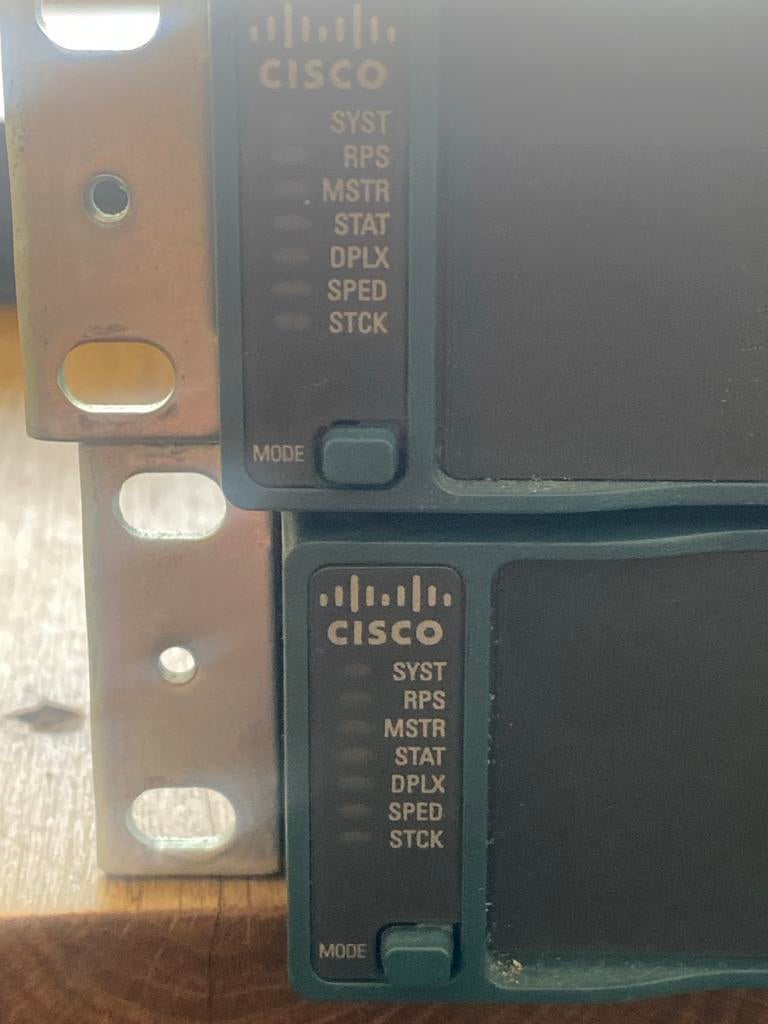 2x Cisco Catalyst WS-C2960S-24TS-L Switches, Ophalen, Gebruikt