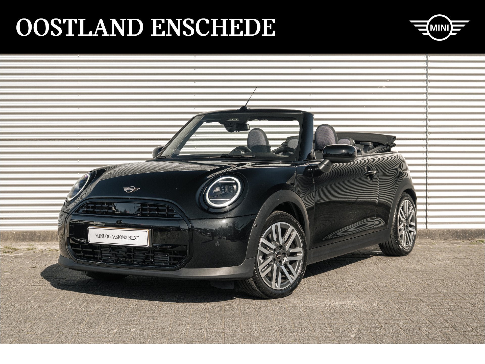 MINI Cabrio Cooper C Automaat / Classic / Pakket L / 17 inch, Auto's, 1998 cc, 4 stoelen, Zwart, Origineel Nederlands