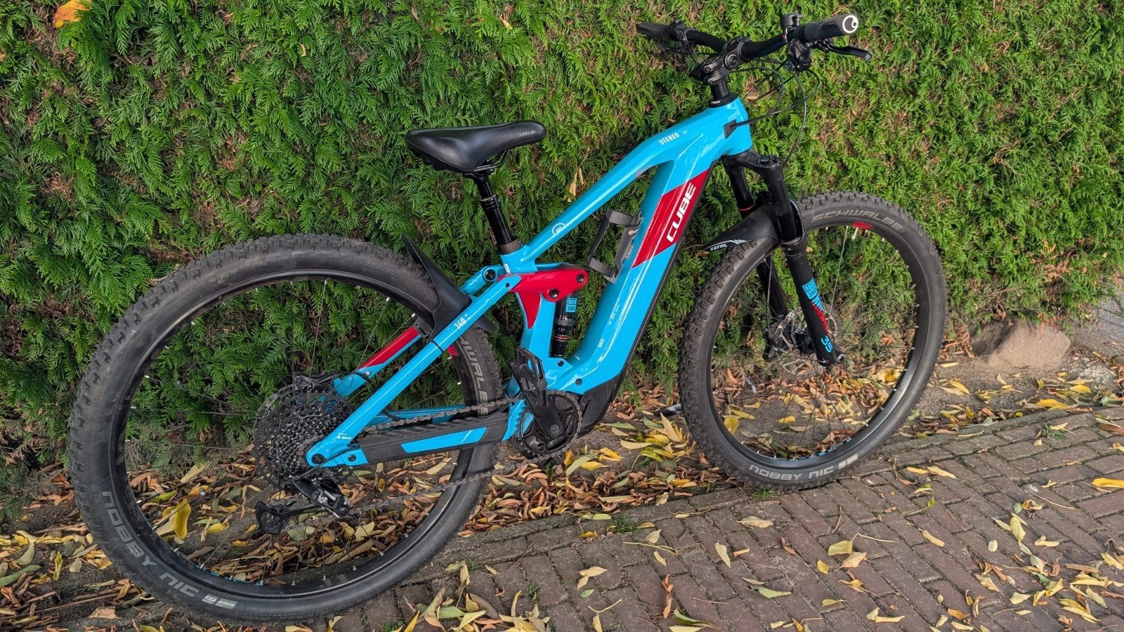 Foto 4 van Cube Stereo Hybrid 140 HPC Race elektrische MTB