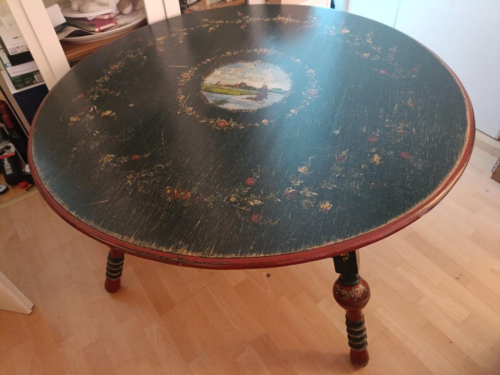 Antieke ronde Hindelooper tafel met gezicht op Stavoren, Ophalen