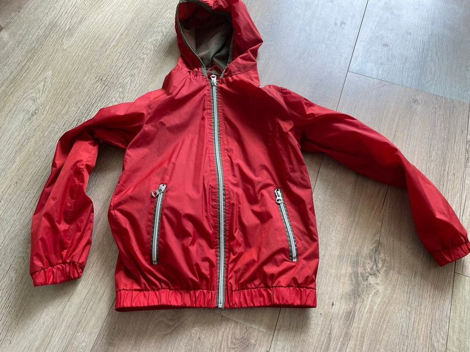 Ayacucho rood regenjack Kinderen - maat 146, Ophalen of Verzenden, Zo goed als nieuw, Jongen of Meisje