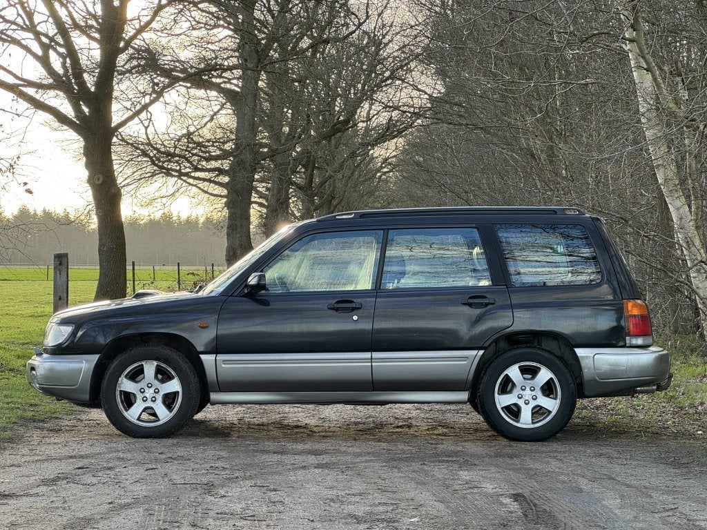 Subaru Forester 2.0 AWD S-Turbo bas. (bj 2000, automaat), foto 2