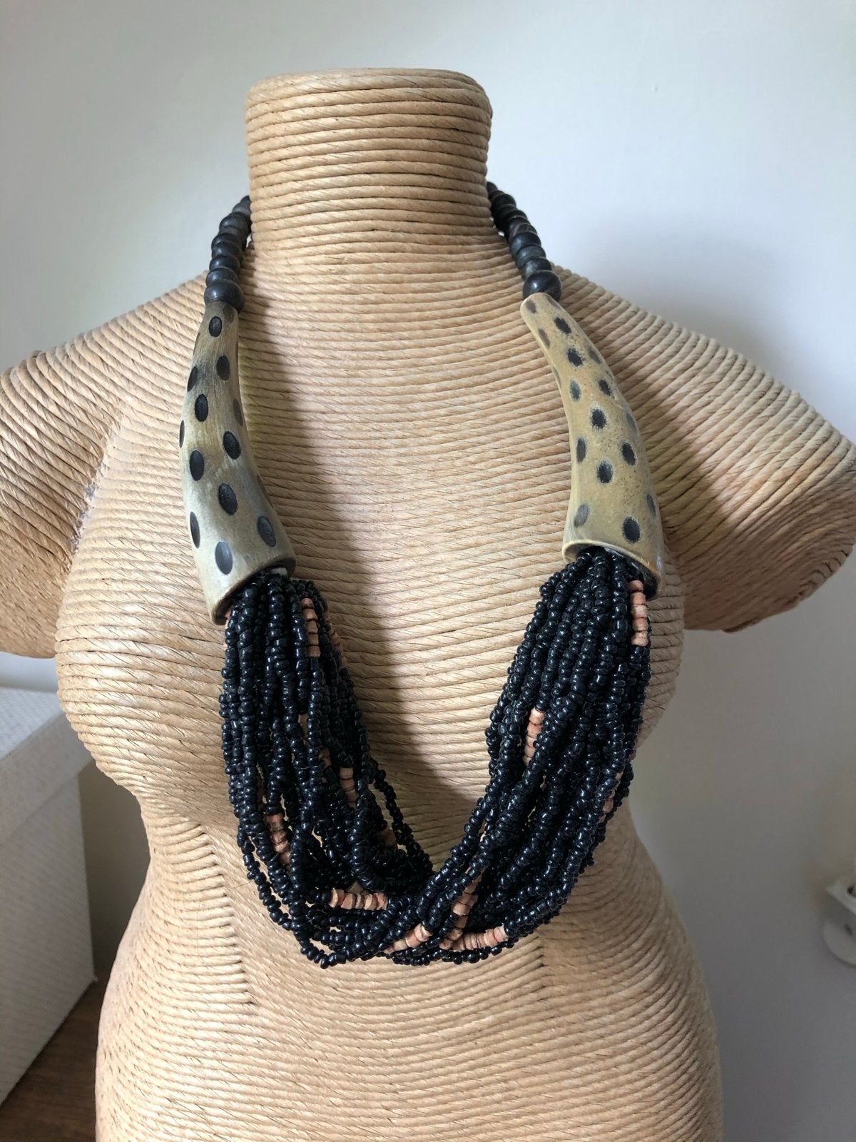 Korte ketting - diverse stijlen, per stuk te koop, Ophalen of Verzenden, Zo goed als nieuw, Overige kleuren, Overige materialen