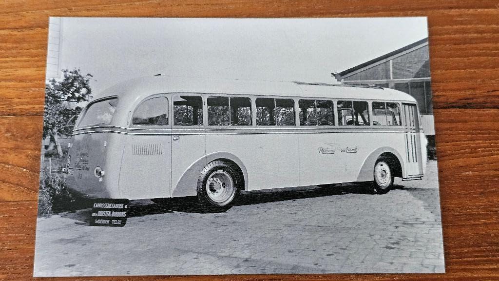 Foto BUS VAN EMMERIK Hilversum 33, Verzamelen, Spoorwegen en Tramwegen, Gebruikt, Bus of Metro, Overige typen, Verzenden