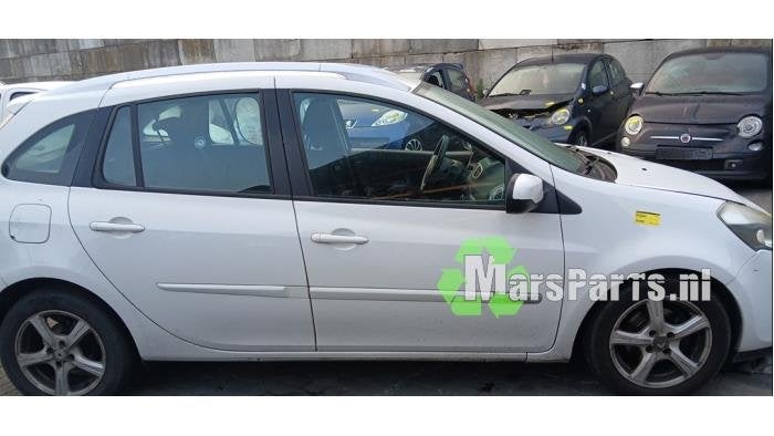 Portier 4Deurs rechts-voor van een Renault Clio, Gebruikt, -, -, Ophalen of Verzenden
