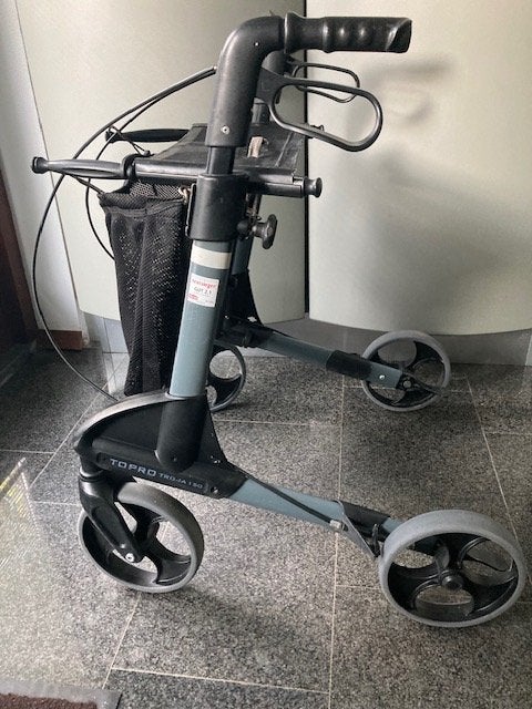 Topro Troja Classic Rollator (Maat M), Diversen, Rollators, Ophalen, Opvouwbaar, Gebruikt