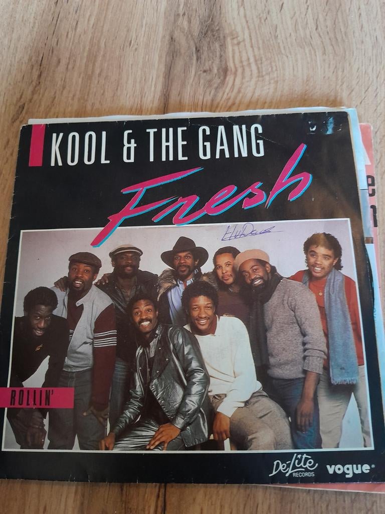 Kool & the gang 7 inch fresh, Ophalen of Verzenden, Zo goed als nieuw, Pop
