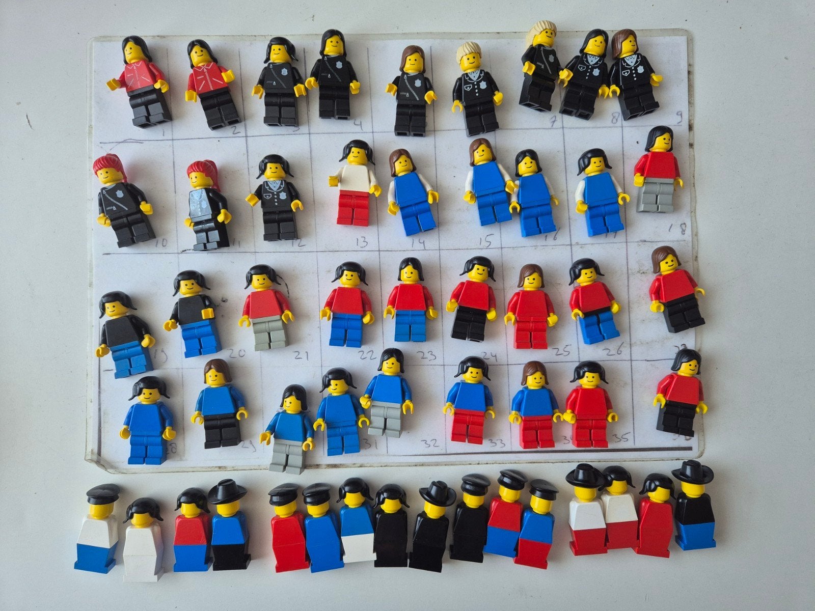Lego vvr3 div vintage vrouw town poppetjes trein politie, Ophalen of Verzenden