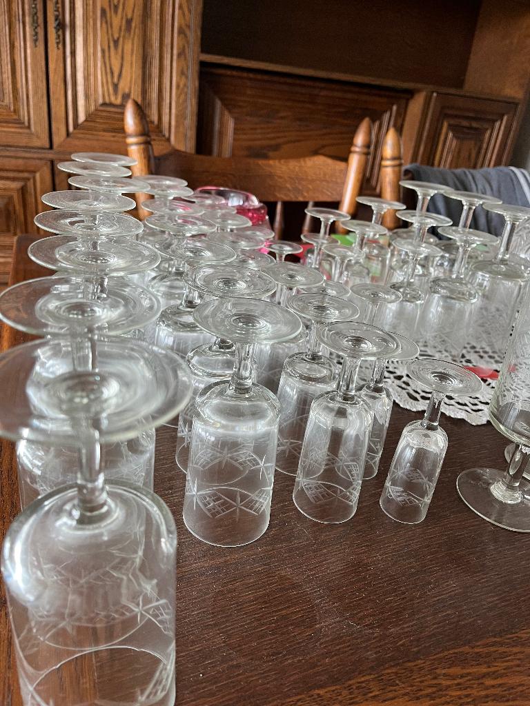 Geslepen glazenset, Antiek en Kunst, Antiek | Glas en Kristal, Ophalen