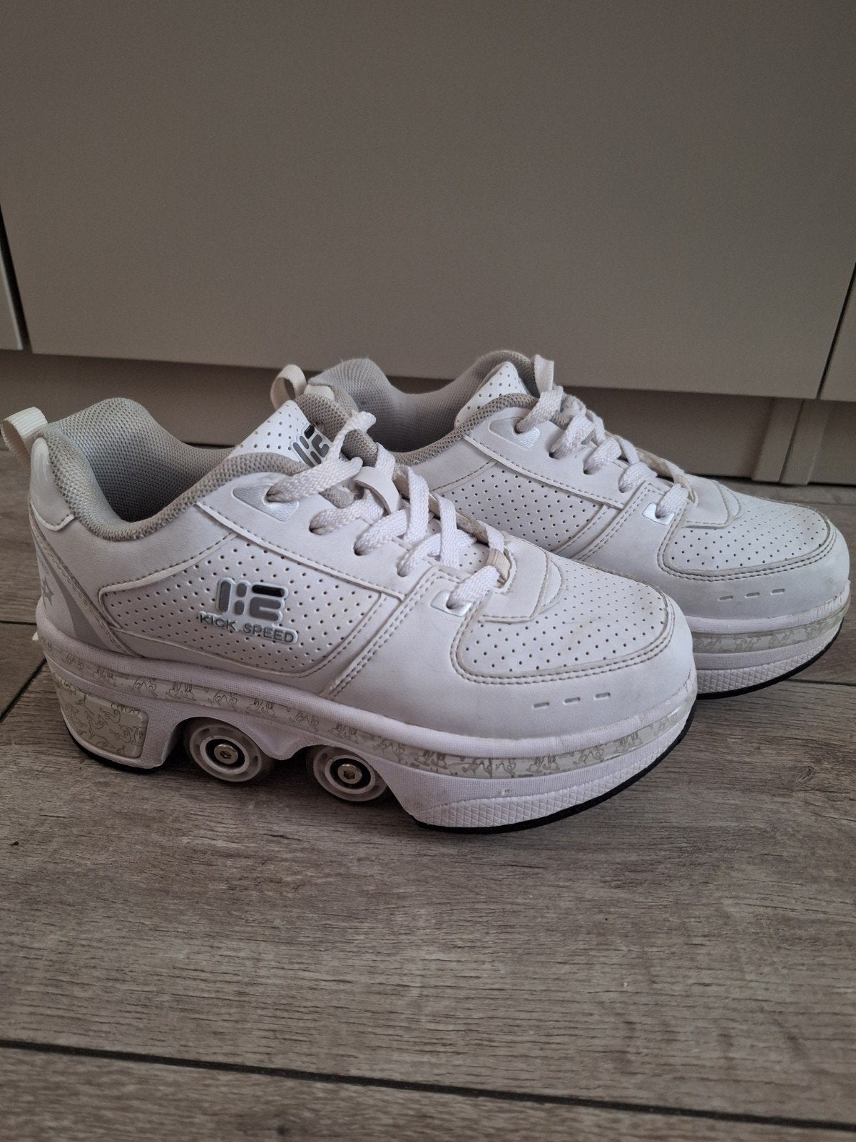 Kick Speed schoenen/ rolschaatsen maat 35, Ophalen of Verzenden