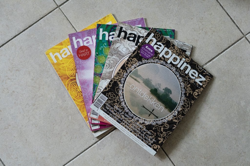 Happinez Tijdschriften 2010 – Nummers 4 t/m 8, Ophalen of Verzenden, Zo goed als nieuw, Lichaam en Geest